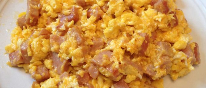 Scrambled Eggs with SPAM